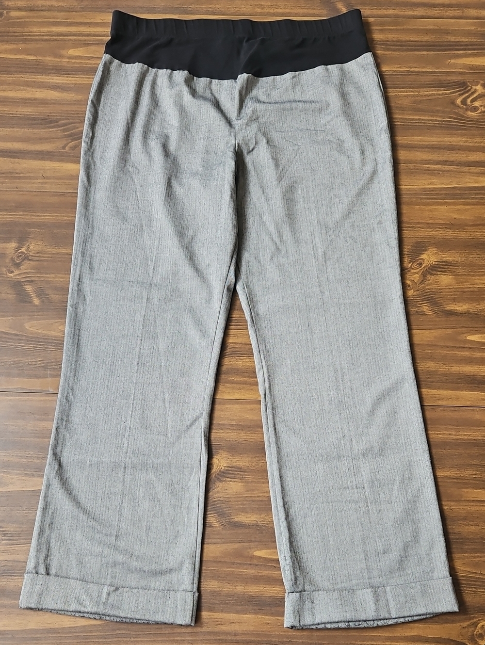 Oh Baby by Motherhood Gray Wide-Leg Maternity Pants with Black Waistband